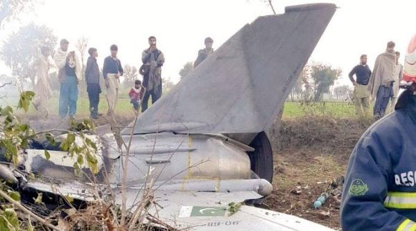 Un avion militar FT-7 s-a prăbușit în Pakistan
