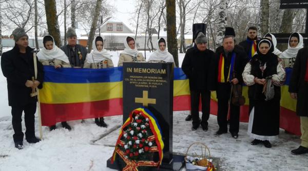 Douăsprezece monumente dezvelite în 2019 în memoria militarilor români morţi în lagărele NKVD