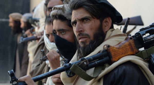 Războiului civil din Afganistan: Talibanii, dispuşi la o diminuare a violenţelor înaintea semnării unui acord cu SUA