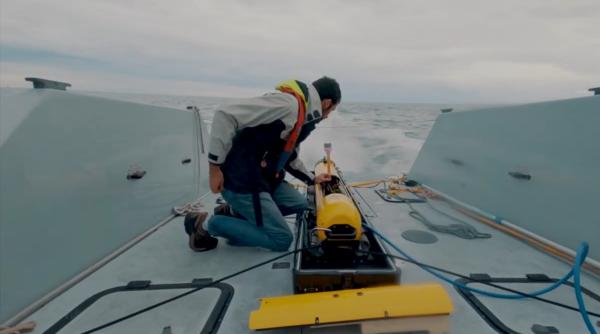 Royal Navy a testat noua dronă subacvatică Bluefin-9