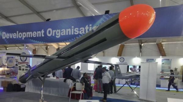 O rachetă de croazieră, dezvoltată intern, prezentată de India la Defexpo 2020