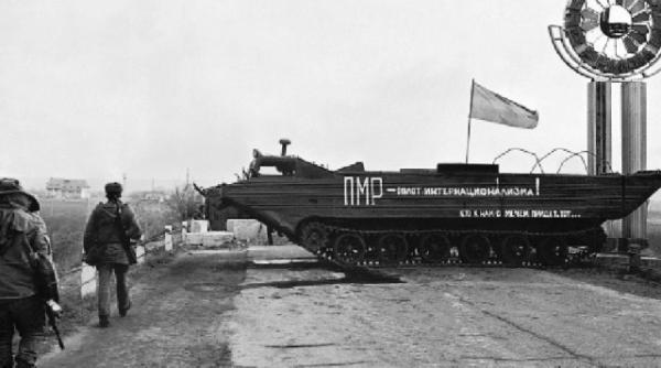 Veteranii de război moldoveni cer demisia ministrului de Externe după ce Armata a 14-a Rusă a fost transformată din 'agresor' în 'pacificator'