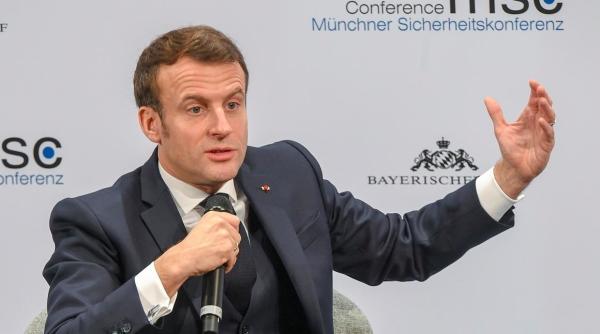 Emmanuel Macron: Rusia va continua să încerce să destabilizeze democraţiile occidentale