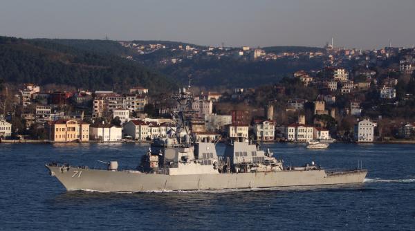 Distrugătorul de rachete ghidate USS Ross s-a întors în Marea Neagră