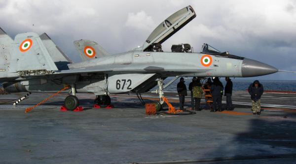 Un MiG-29K s-a prăbușit în Marea Arabiei