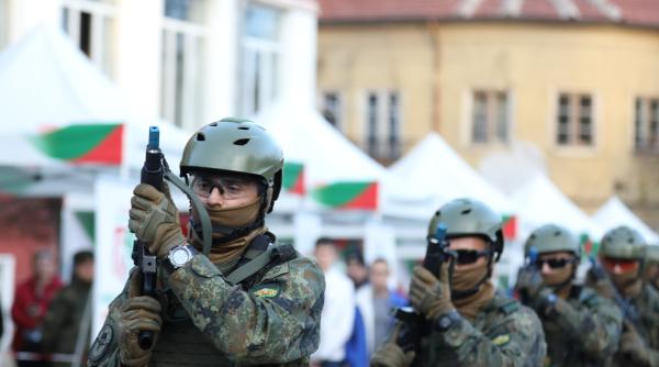 Armata bulgară, plan pentru a interveni la frontieră. Sofia anunță ca va folosi forța fizică în cazul în care situația o impune