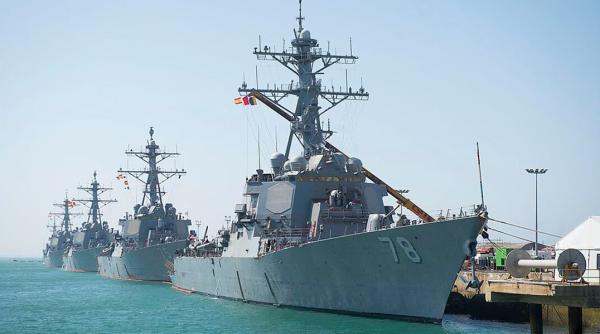 US Navy suplimentează numărul distrugătoarelor cantonate în Europa