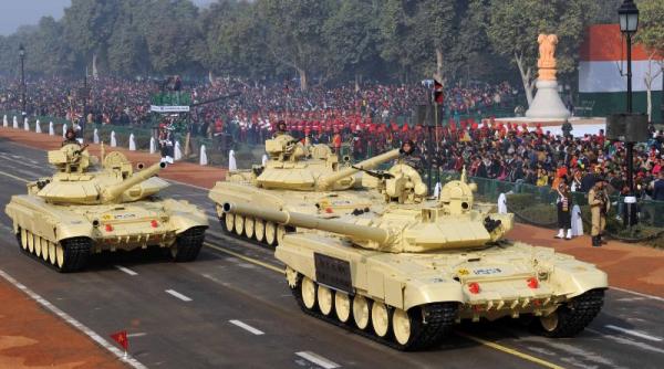 Rusia susţine că India ar fi decis să cumpere alte 400 de tancuri rusești T-90S 