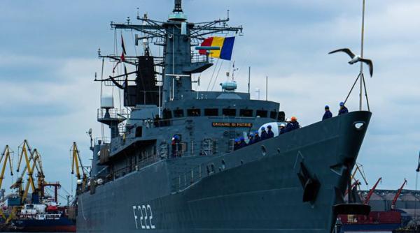 Fregata „Regina Maria", împreună cu un IAR-330 Puma Naval, se vor alătura unei misiuni NATO la Marea Neagră