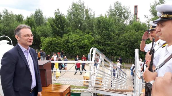 COVID-19, la Ambasada României de la Paris. Luca Niculescu: Activitatea va fi restrânsă