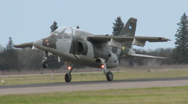 Forțele Aeriene Argentiniene a primit încă un avion de antrenament FMA IA-63 Pampa III