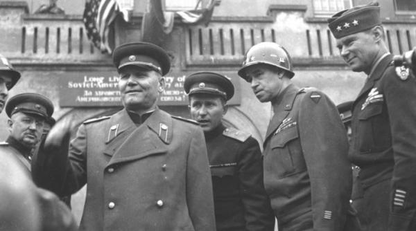 Cehia a îndepărtat statuia mareşalului sovietic Ivan Konev din Praga. Rusia protestase inițial