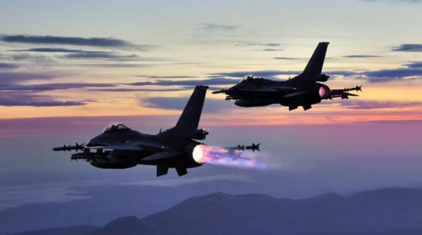 Ministrul Apărării din Slovacia vrea reevaluarea plății ratelor pentru avioanele F-16