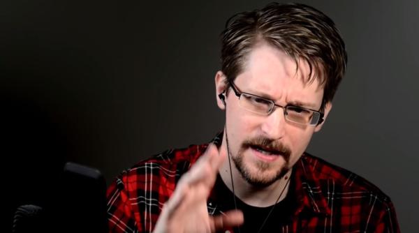 Edward Snowden a solicitat prelungirea permisului de ședere în Rusia