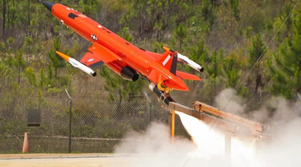 Kratos va fabrica drone folosite ca ținte reale de diferite sisteme de arme