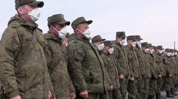 Coronavirus | Ministerul rus al Apărării a ordonat intrarea în carantină a mii de militari 