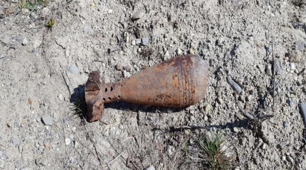 Element de muniţie din al Doilea Război Mondial, găsit pe o stradă din Miercurea Ciuc