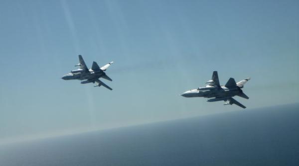 Un avion belgian F-16 a interceptat un grup de aeronave ruseşti deasupra Mării Baltice (Video)