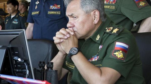 Ministrul rus al Apărării vrea ca navele marinei să facă o vizită în porturile Forţelor Navale Franceze