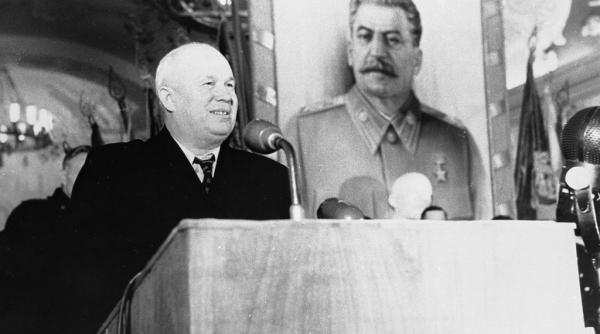 După moartea lui Stalin: Cum a preluat Hrușciov puterea și a învins în cuibul de vipere al Kremlinului