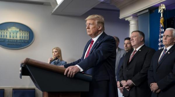 Trump redeschide SUA și anunță: 'Cu sau fără vaccin, revenim la normal'