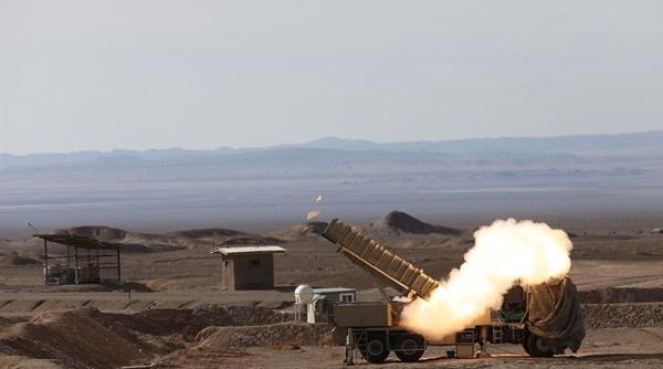 Iranul avertizează 'agresorii' că răspunsul său militar va fi "rapid și zdrobitor"