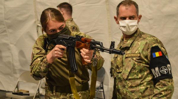 Poliția Militară Română, schimb de experiență cu Aliații în vederea cunoașterii armamentului ușor de infanterie