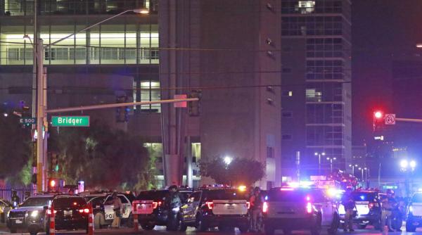 Situația degenerează în SUA. Polițiști împușcați de protestatari