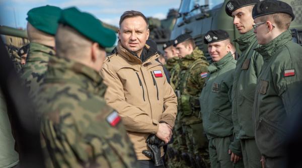 Ministrul polonez al Apărării: Încetăm să mai fim ţară de rangul doi în NATO