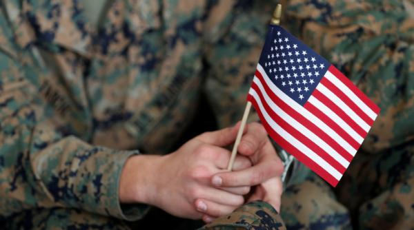 Irak: O bază aeriană unde sunt desfăşuraţi soldaţi americani, atacată cu rachete