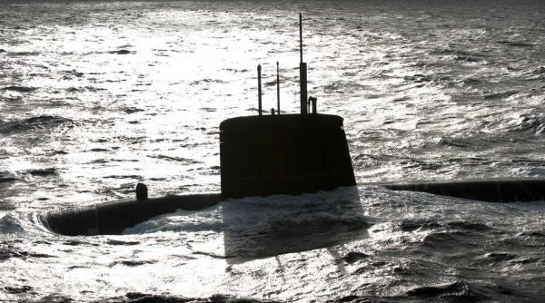 Franța evaluează daunele provocate submarinului nuclear Perle după incendiul violent de săptămâna trecută