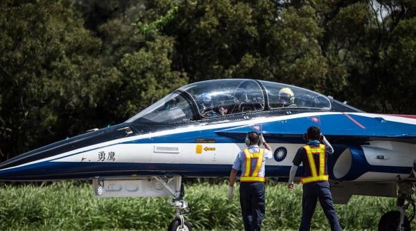 Primul avion de antrenament avansat (AJT) produs în Taiwan a efectuat zborul inagural (Foto/Video)