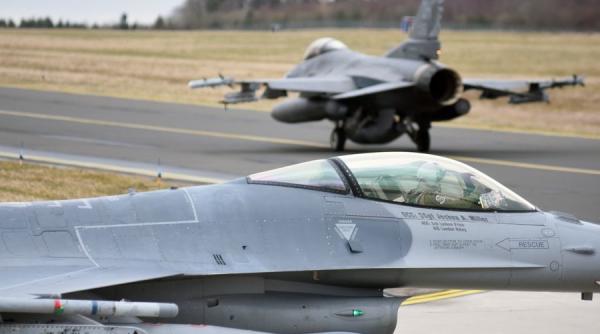 Retragerea trupelor SUA din Germania | Polonia ar putea găzdui 30 de avioane F-16 şi 2000 de militari americani