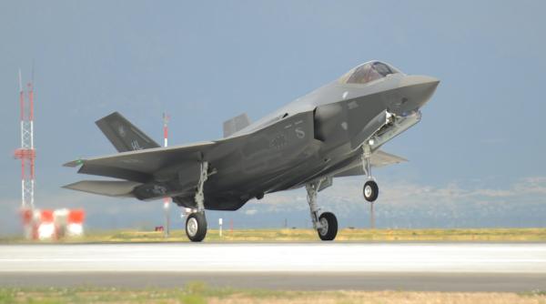 Turcia va continua să fabrice piese pentru avioanele F-35 până în 2022