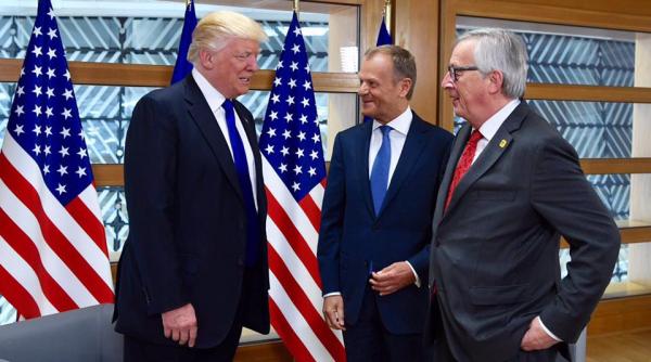 Donald Tusk se va 'ruga' ca Biden să îl învingă pe Trump la alegerile prezidențiale din SUA