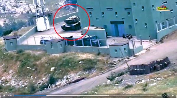 Un tanc M-60 al armatei turce, distrus de unitatea de gherilă a femeilor libere YJA-Star (Video)