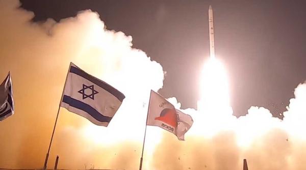 Ministerul israelian al Apărării a lansat un nou satelit de spionaj ca să monitorizeze activitatea Iranul (Video)