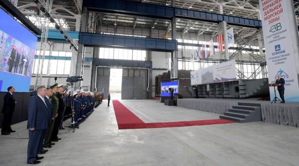 Ucraina protestează împotriva vizitei lui Putin la şantierul naval din Crimeea