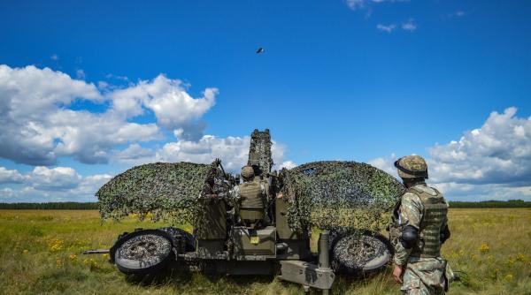 Militarii români s-au instruit alături de aliații britanici în poligonul Rostki din Polonia (Foto)