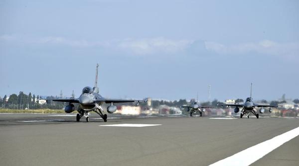 Turcia, demonstraţie de forţă cu avioane F-16 în Azerbaijan (Foto/Video)