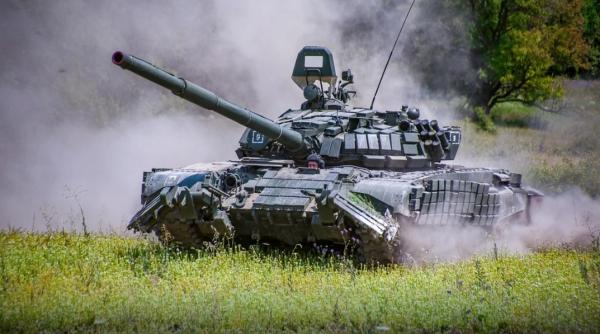 Rusia desfășoară tancuri și trupe la granița Belarusului pentru exerciții