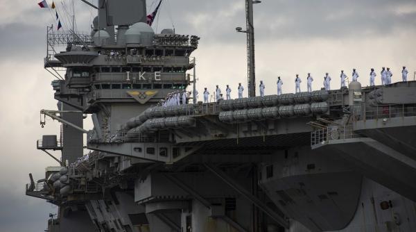 Grupul de luptă condus de portavionul USS Dwight D. Eisenhower s-a întors la bază după șapte luni de misiune