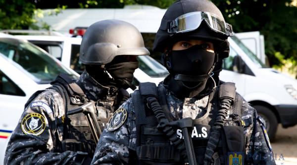 Un fost membru al forțelor speciale acuză Poliția de legături cu clanurile interlope din România