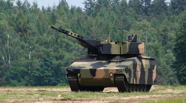 Ungaria va produce vehicule de luptă blindate Lynx. Acord cu compania germană de apărare Rheinmetall