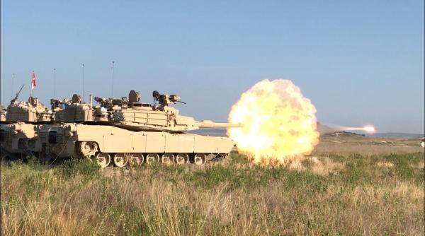 Militarii brigăzii de blindate americane Greywolf au efectuat primele trageri cu cea mai nouă versiune a tancului M1 Abrams (Foto/Video)