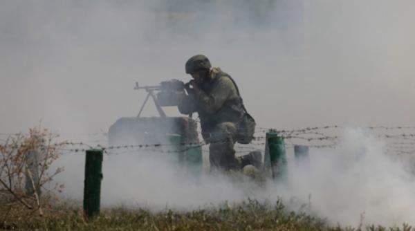 Timp de aproape o lună, trupele ruse vor executa exerciții tactice de amploare, în poligoane din Regiunea Astrakhan