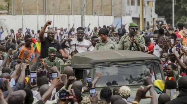 ONU a avut acces la fostul preşedinte al statului Mali, Ibrahim Boubacar Keita; junta a eliberat doi deţinuţi