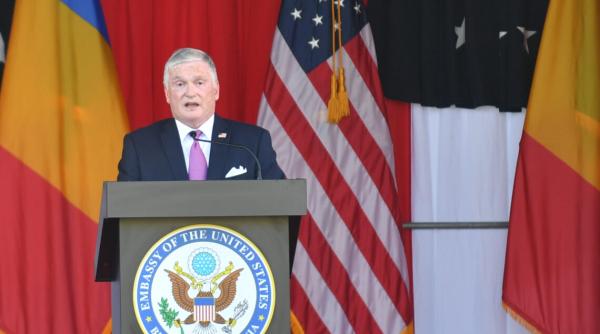 Ambasadorul Adrian Zuckerman: China comunistă vrea să controleze poporul român și România cu orice preț pentru câștigul personal