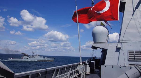 Die Welt: Erdogan le-ar fi cerut generalilor turci să scufunde o navă a Greciei