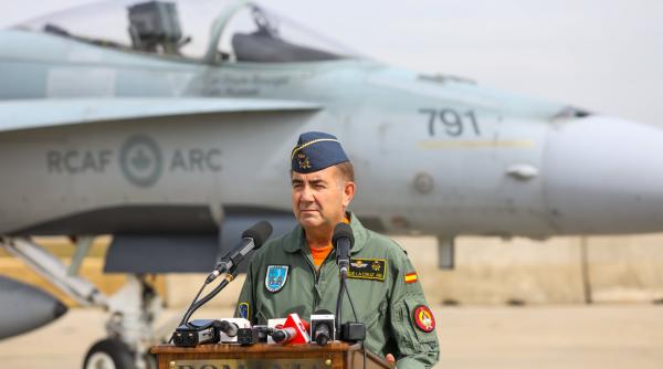 Ceremonie de certificare a detașamentului Forțelor Aeriene Regale Canadiene la baza aeriană Mihail Kogălniceanu 